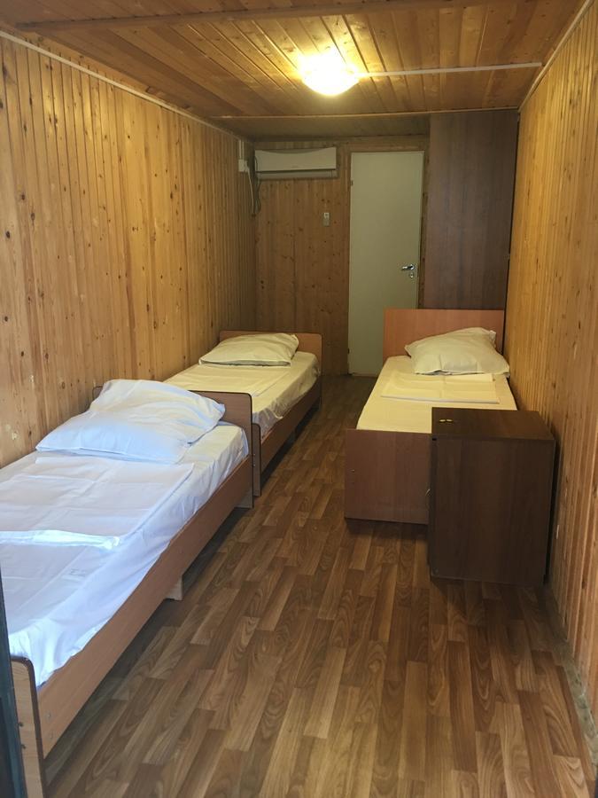 Guest House Tri Topolya Lidzava Eksteriør bilde